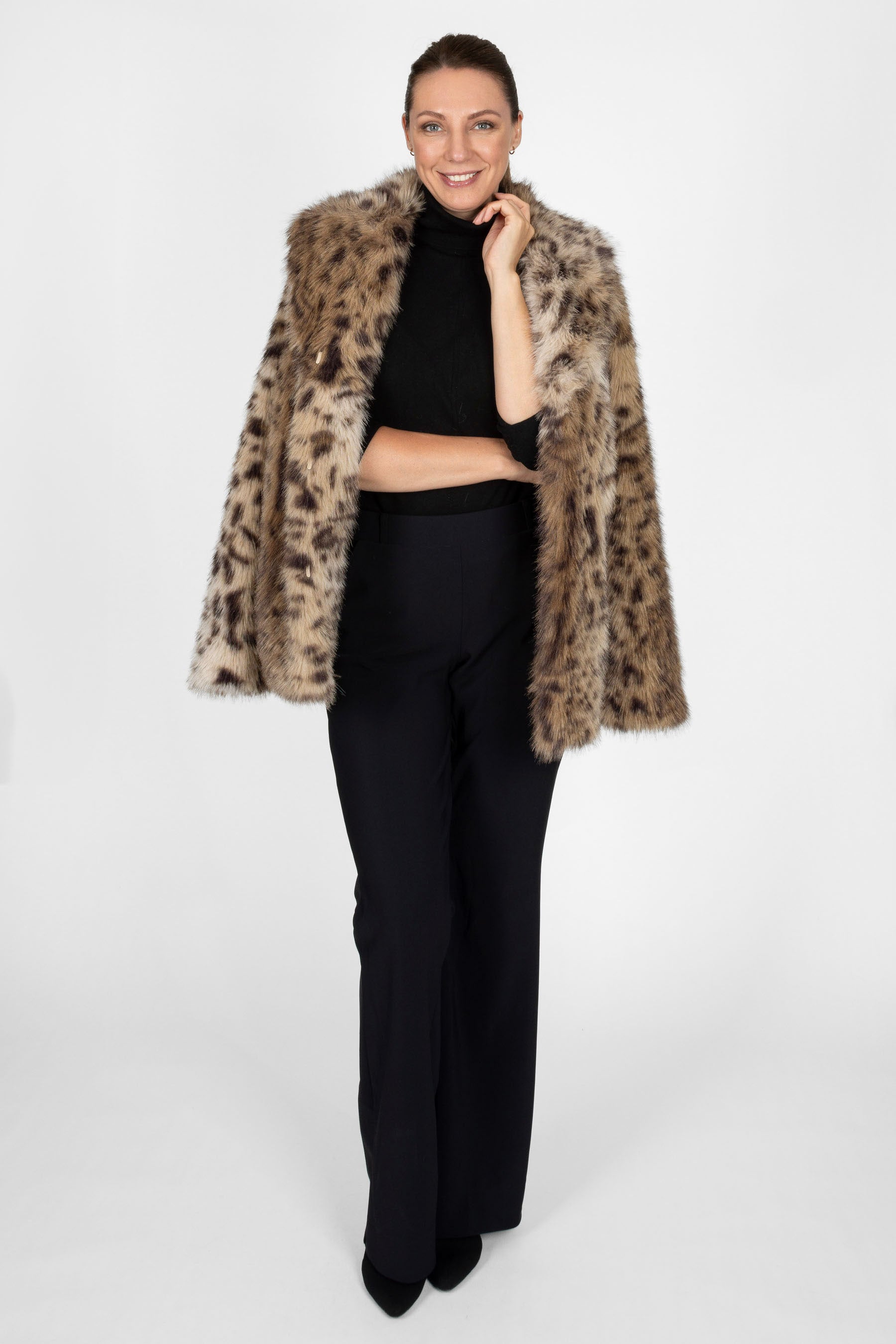 Damenjacke aus Faux Fur im Leo-Print Brown Animal, Vorderansicht