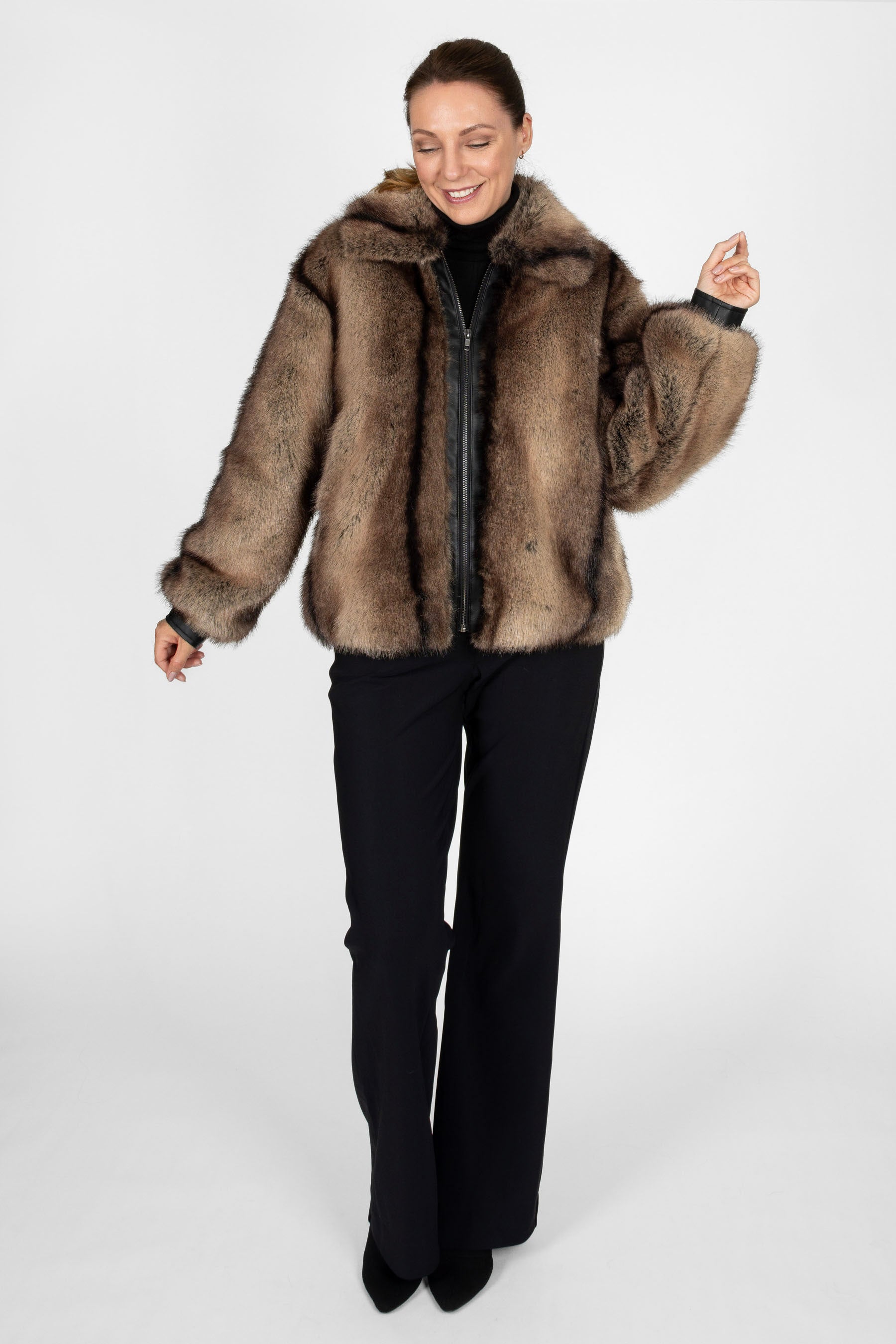 Kurzer Damen-Blouson in Mixed Braun, Vorderansicht mit Reißverschluss