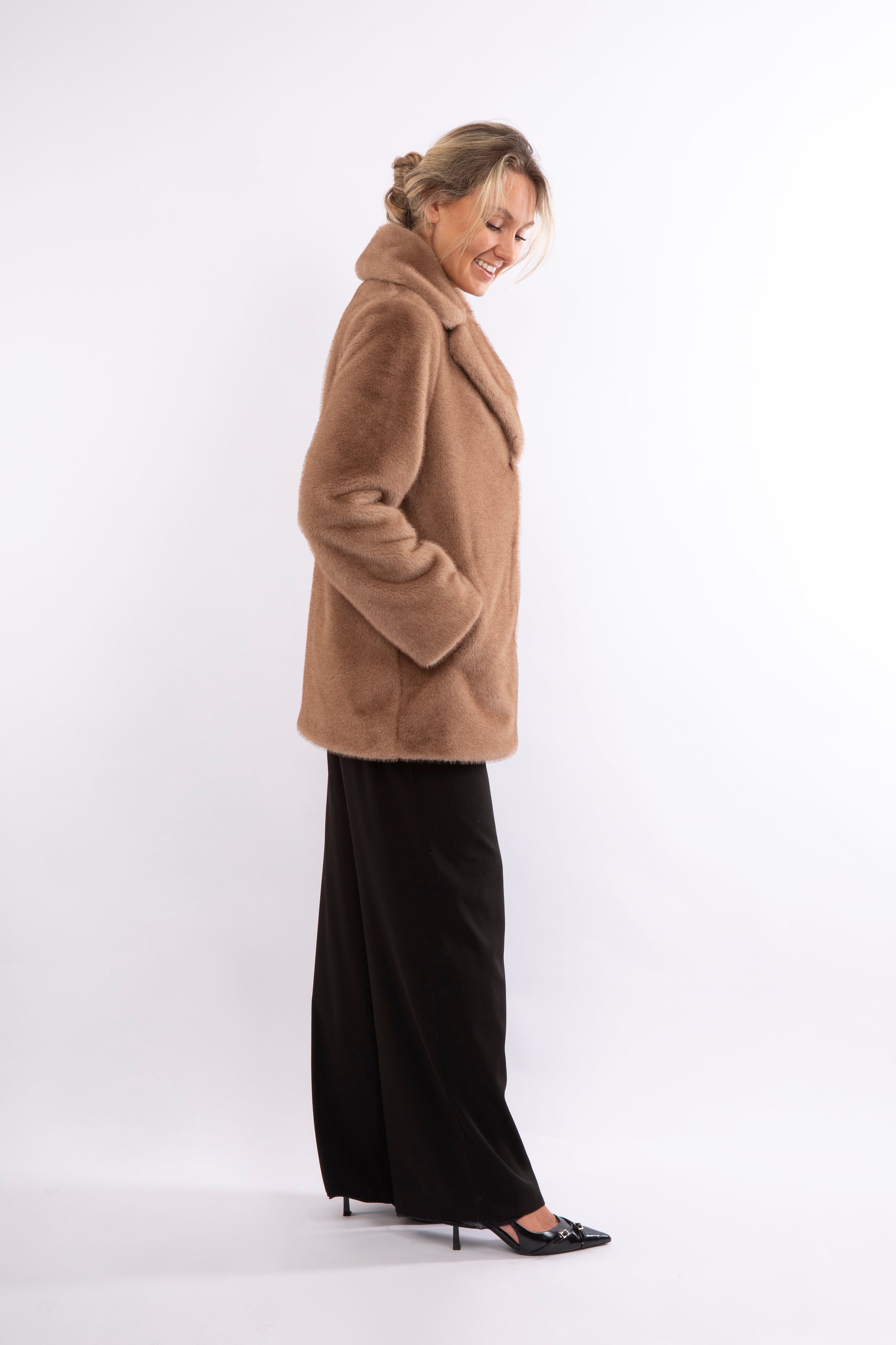 Faux Fur Jacken