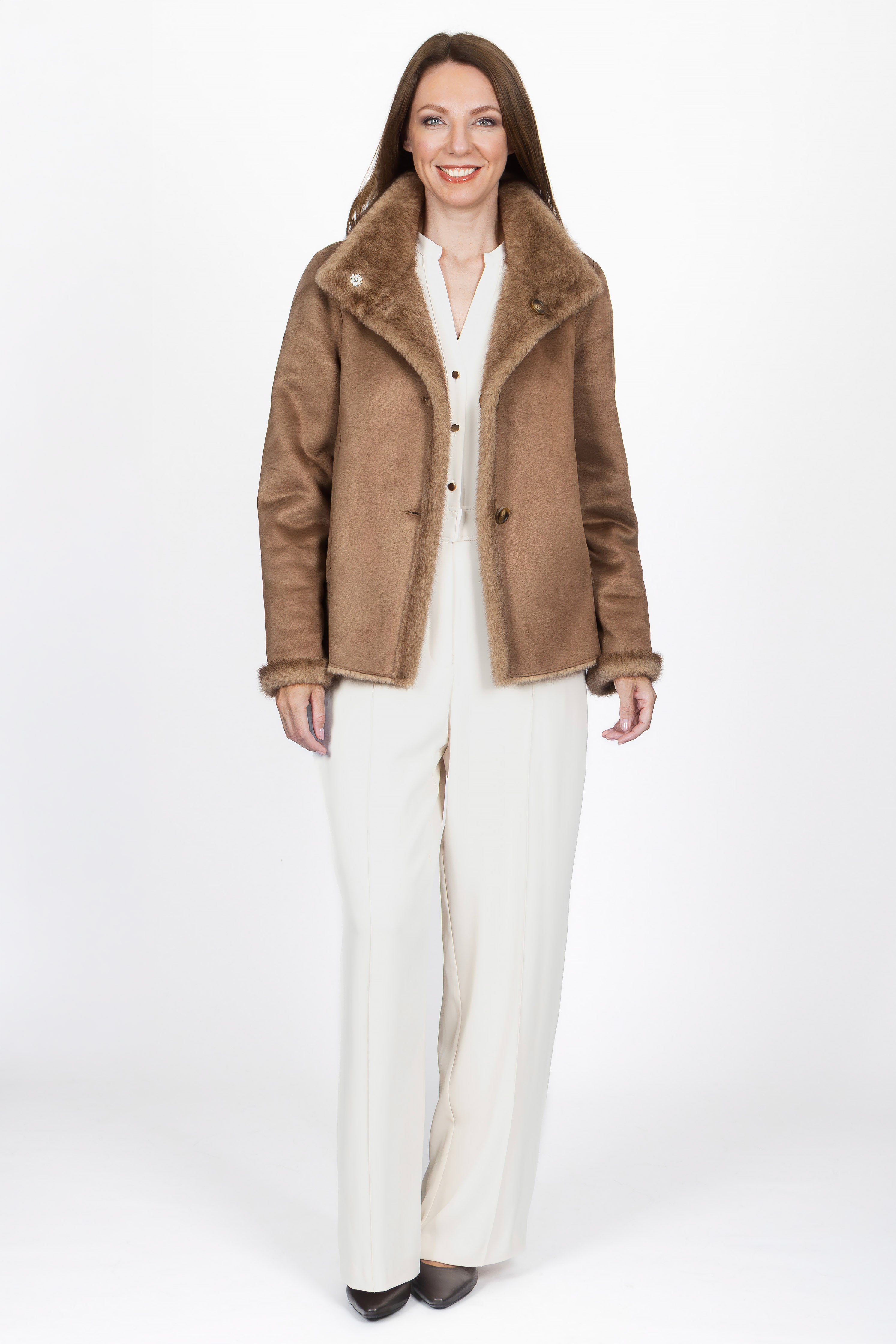 Kurze Damen-Wendejacke aus Kunstfell in Lammfell- und Nerz-Optik - Petite M.