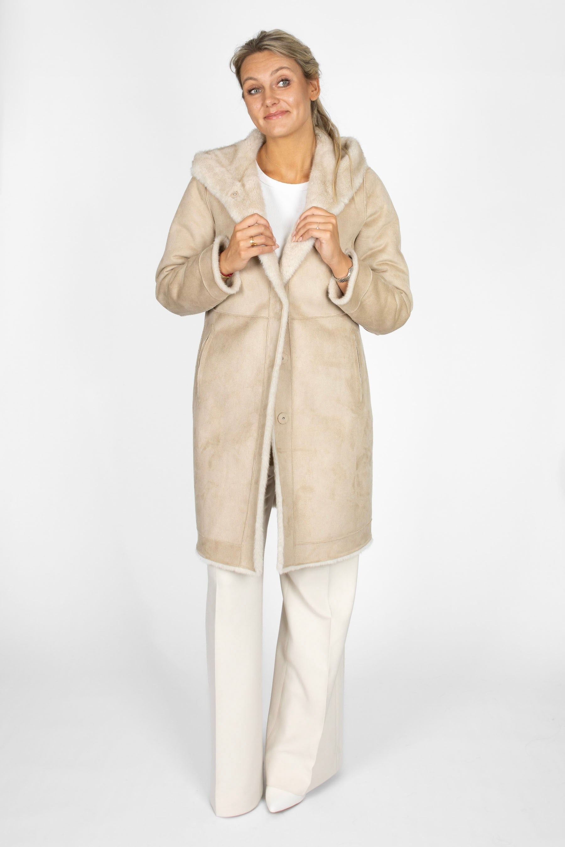 Damen Fake Lammy Parka in Ecru, 95 cm lang, Vorderansicht