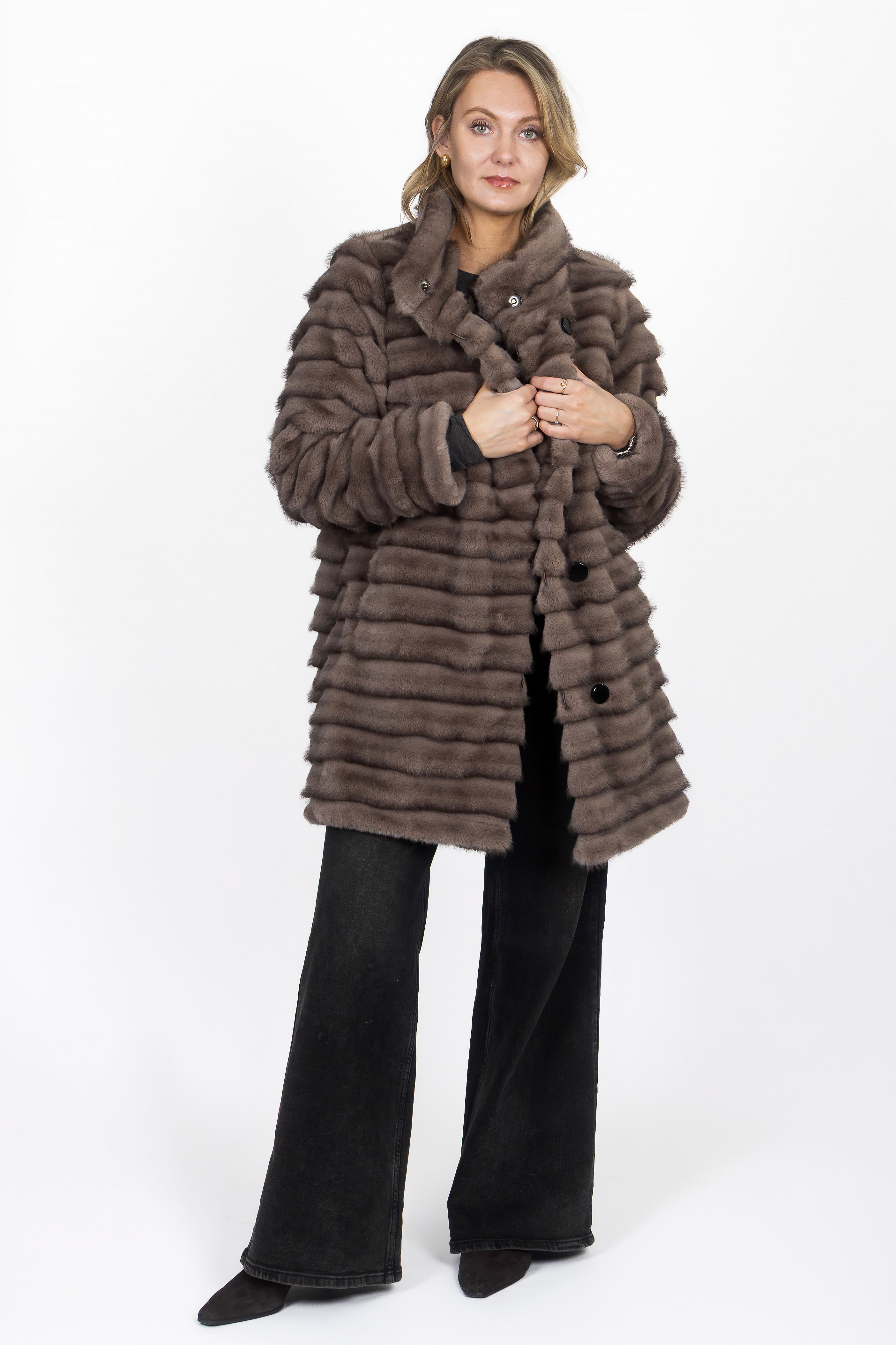 Wendemantel Damen in Taupe/Black mit Kunstfell und Stehkragen – Vorderansicht
